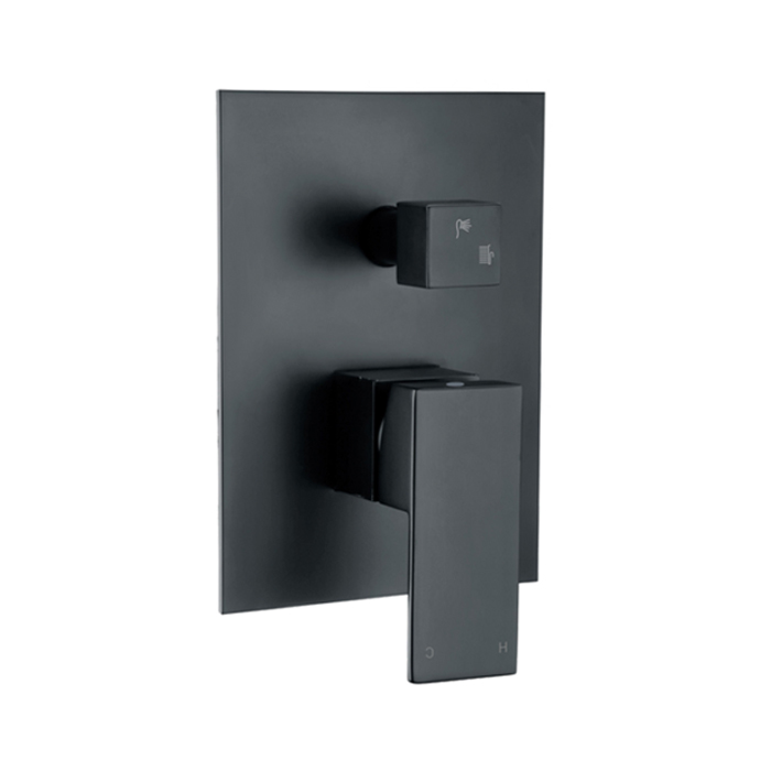 Romano-Matt-Black-Wall-Mixer-and-Diverter.jpg